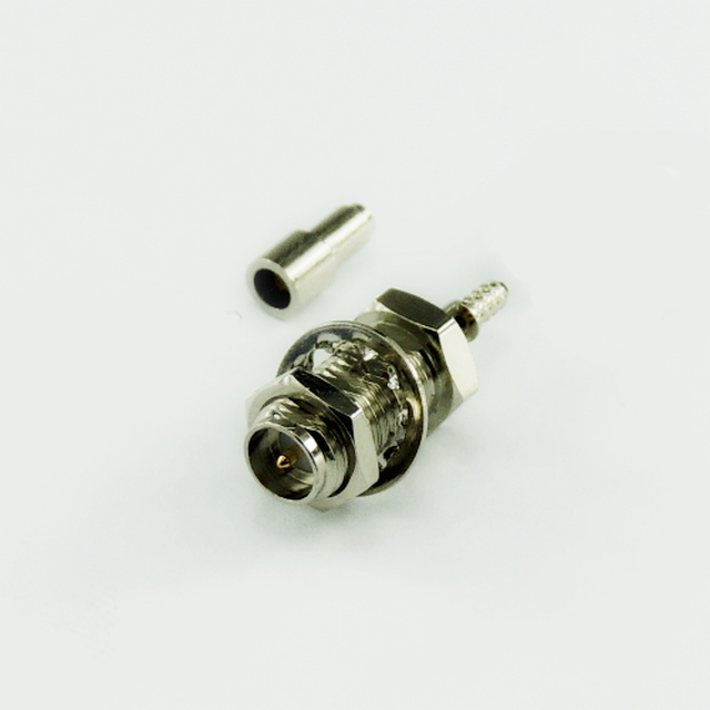 RP SMA母头直形压接连接器，用于LMR-240 AMR-600电缆穿墙安装50欧姆5RMAF11S-A46-004